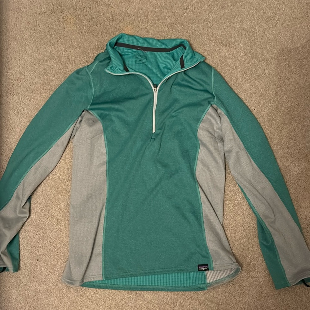 Patagonia Midweight Capilene Base Layer in Teal sz small